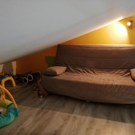Maison A La Campagne Lyaud Zewnętrze zdjęcie