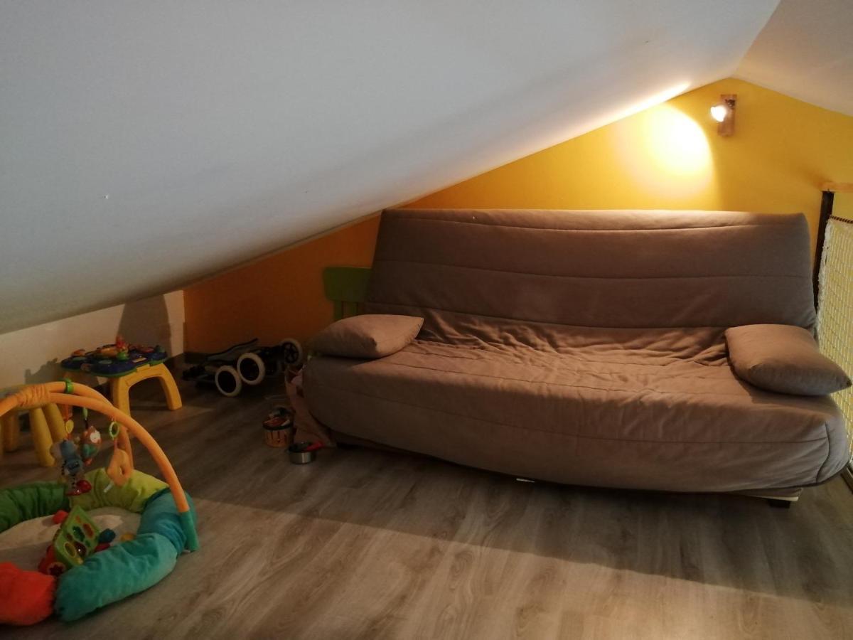 Maison A La Campagne Lyaud Zewnętrze zdjęcie